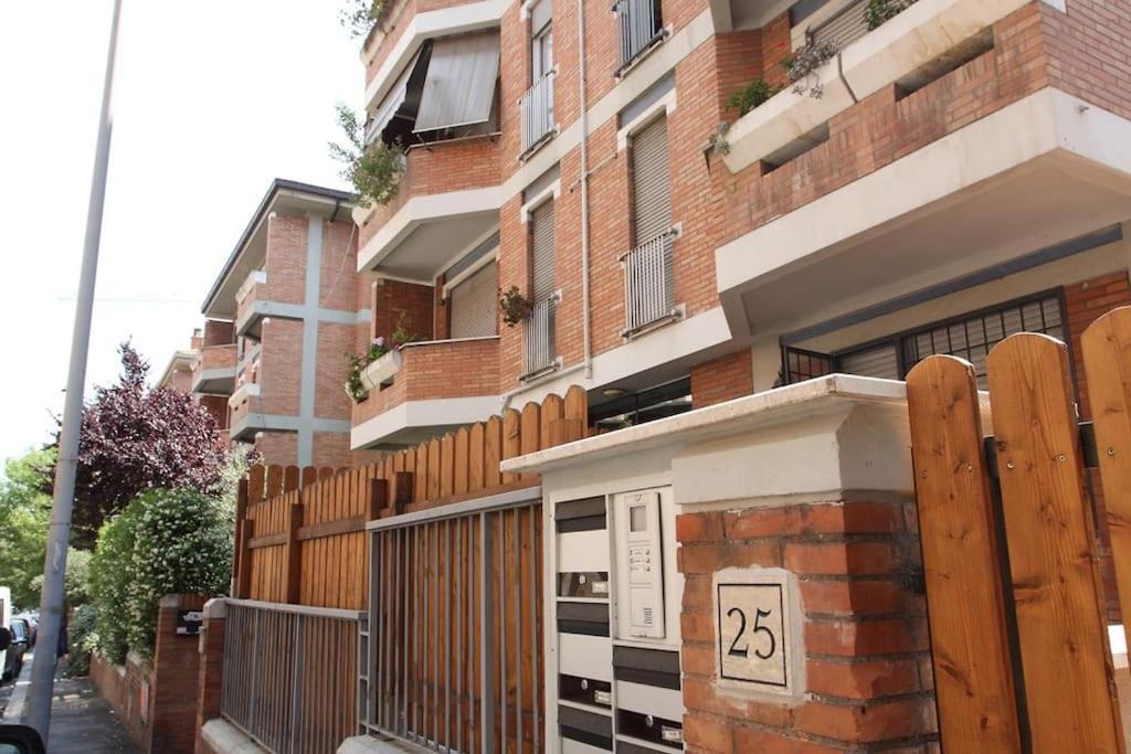 Appartamento Vatican Flat Spacious Cozy With Court